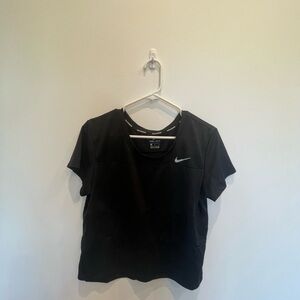 Nike running cute layered mesh shirt, super light weight perfect for running
